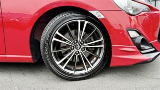 2014 Toyota 86 - Thumbnail