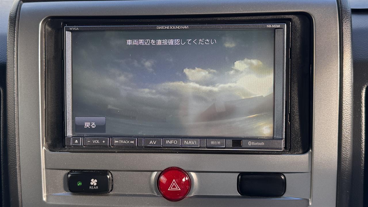 2013 Mitsubishi DELICA