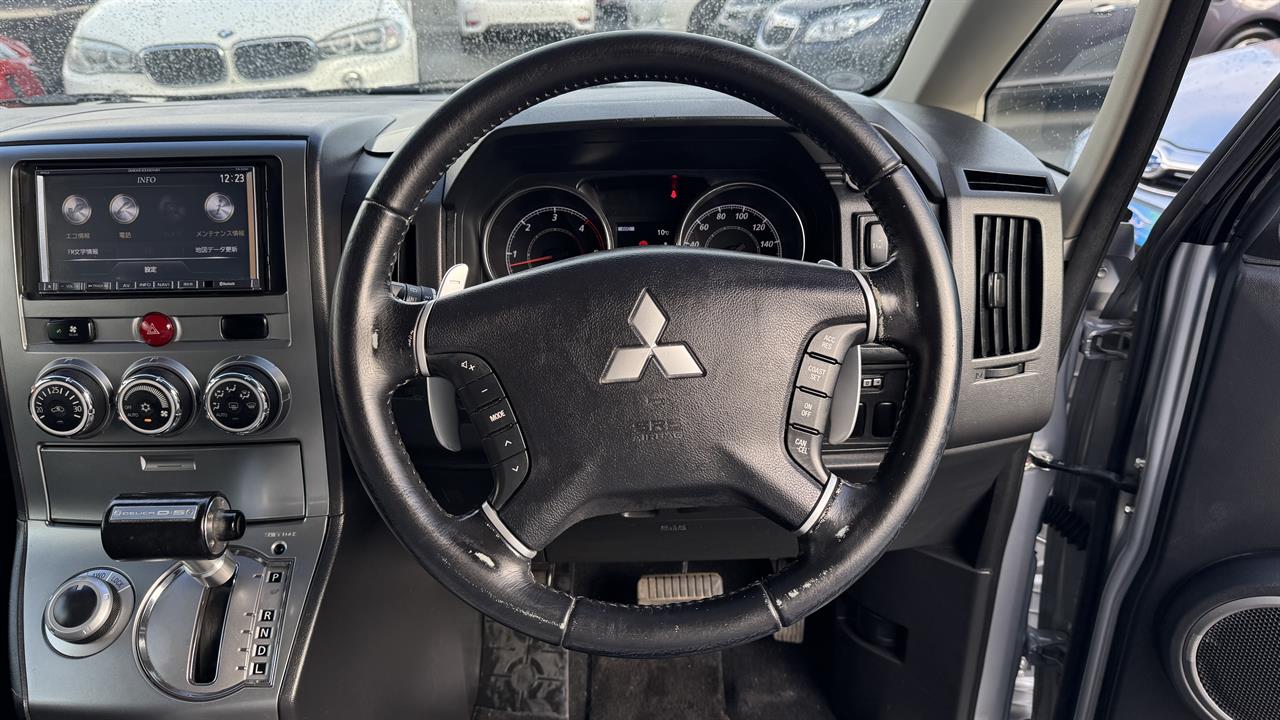 2013 Mitsubishi DELICA