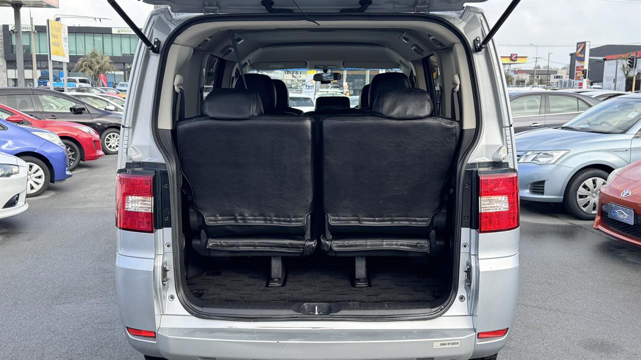 2013 Mitsubishi DELICA