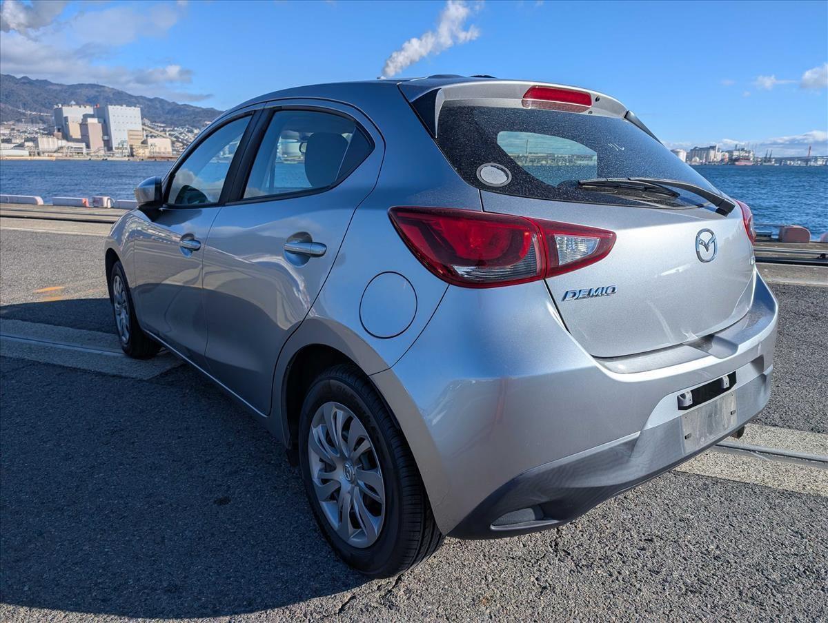 2015 Mazda Demio