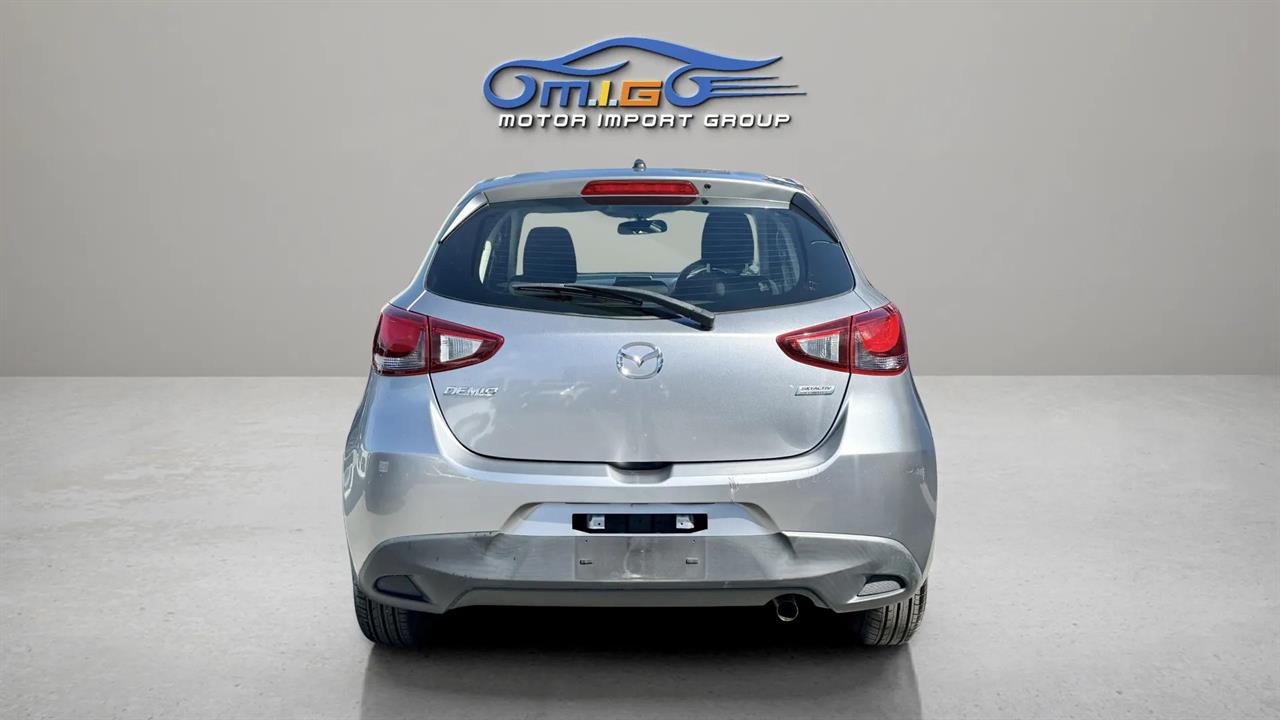 2015 Mazda Demio