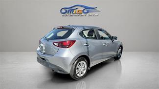 2015 Mazda Demio - Thumbnail