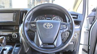 2018 Toyota Alphard - Thumbnail
