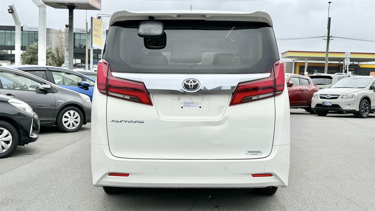 2018 Toyota Alphard