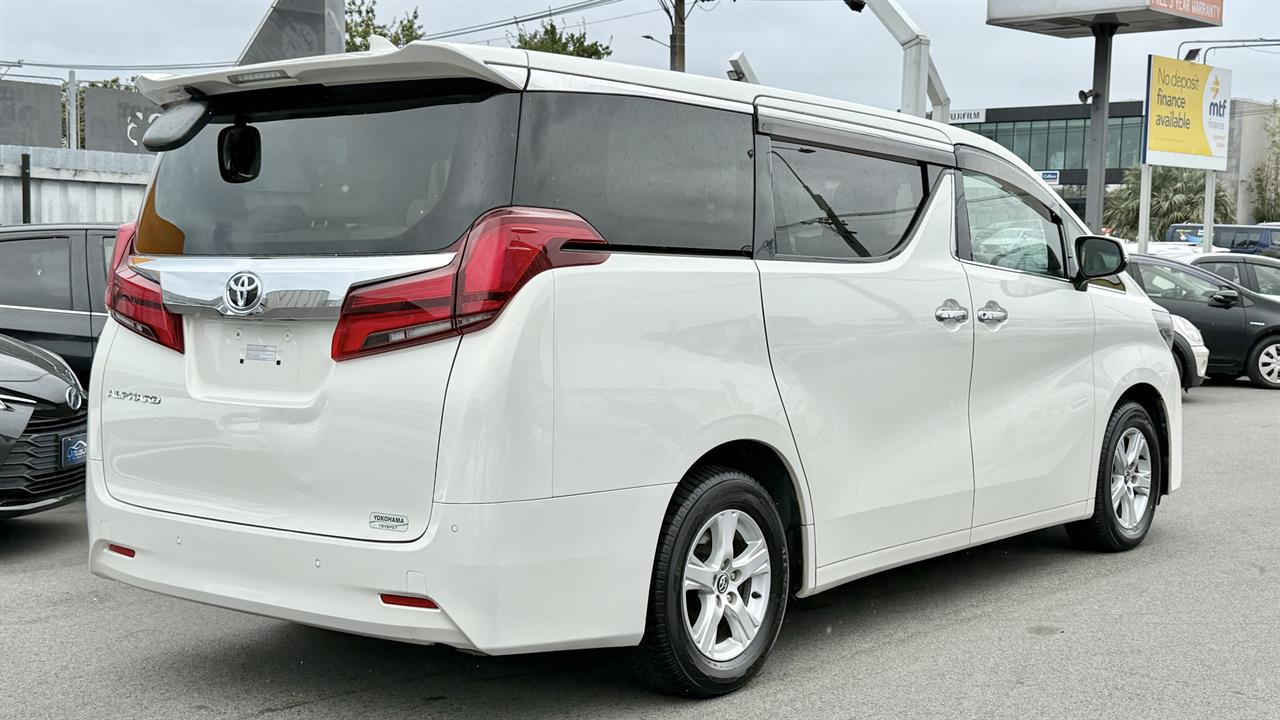 2018 Toyota Alphard