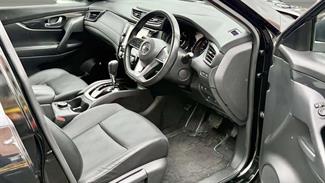 2018 Nissan X-Trail - Thumbnail