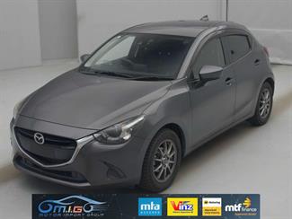 2017 Mazda Demio - Thumbnail