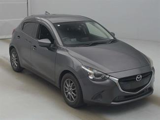 2017 Mazda Demio - Thumbnail