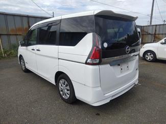 2018 Nissan Serena - Thumbnail