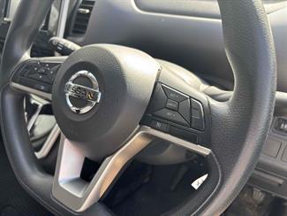 2018 Nissan Serena - Thumbnail