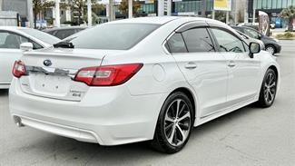 2017 Subaru Legacy - Thumbnail