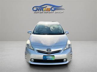 2012 Toyota Prius - Thumbnail
