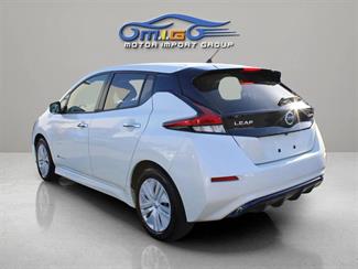 2019 Nissan Leaf - Thumbnail