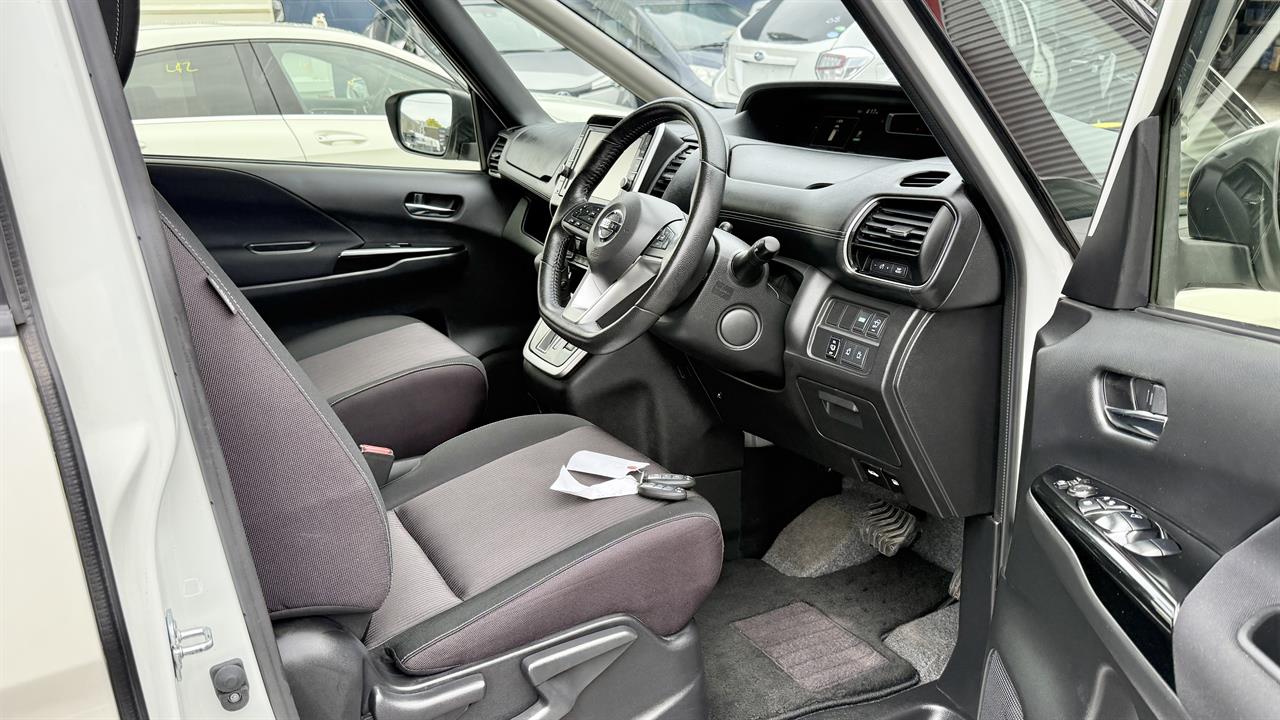 2016 Nissan Serena