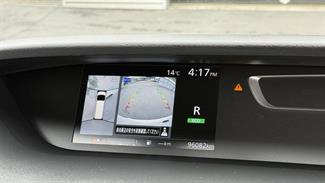 2016 Nissan Serena - Thumbnail