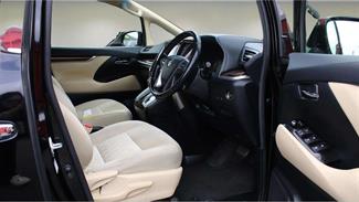 2019 Toyota Alphard - Thumbnail