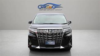 2019 Toyota Alphard - Thumbnail