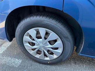 2017 Nissan Serena - Thumbnail