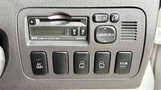 2004 Toyota Alphard - Thumbnail