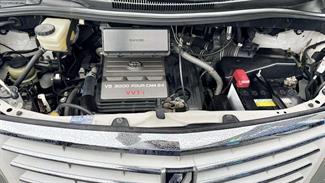 2004 Toyota Alphard - Thumbnail
