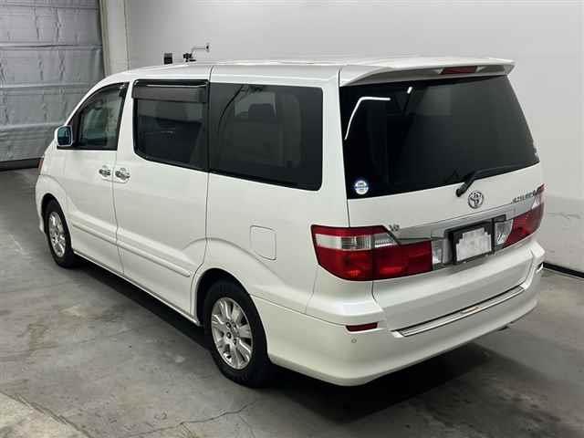 2004 Toyota Alphard