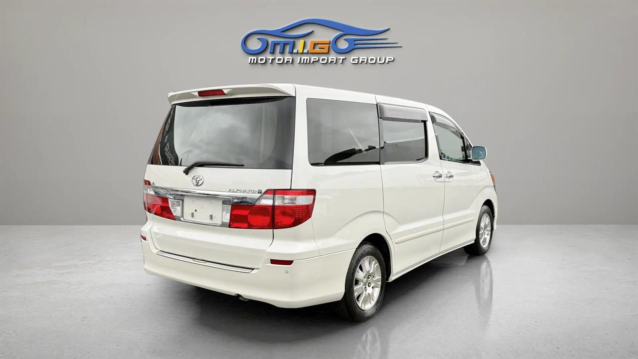 2004 Toyota Alphard