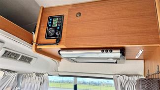 2002 Nissan CARAVAN - Thumbnail