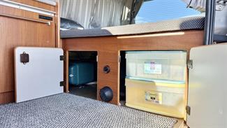 2002 Nissan CARAVAN - Thumbnail