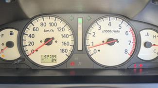 2002 Nissan CARAVAN - Thumbnail