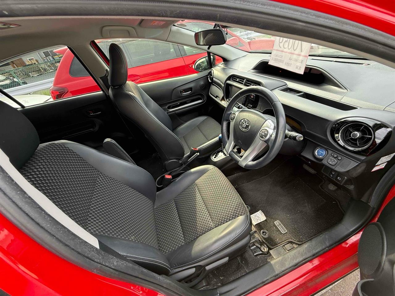 2015 Toyota Aqua