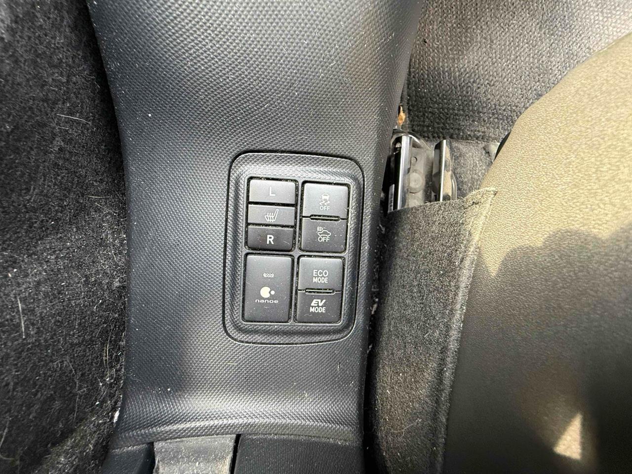 2015 Toyota Aqua