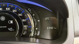 2015 Suzuki Swift - Thumbnail