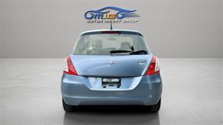 2015 Suzuki Swift - Thumbnail