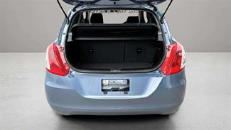2015 Suzuki Swift - Thumbnail