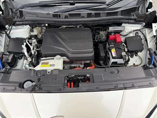 2018 Nissan Leaf - Thumbnail