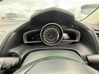 2016 Mazda Axela - Thumbnail