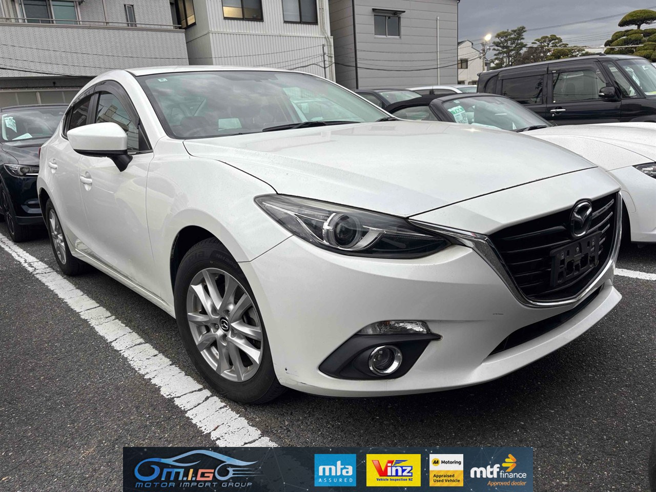 2014 Mazda Axela