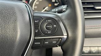 2019 Toyota Camry - Thumbnail