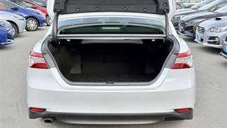 2019 Toyota Camry - Thumbnail