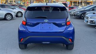 2022 Toyota Aqua - Thumbnail