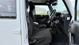 2017 Jeep Wrangler - Thumbnail