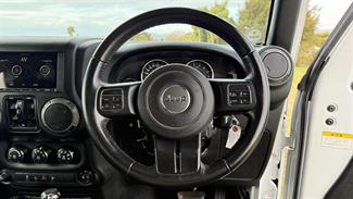 2017 Jeep Wrangler - Thumbnail