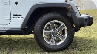 2017 Jeep Wrangler - Thumbnail
