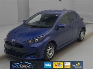 2022 Toyota YARIS - Thumbnail