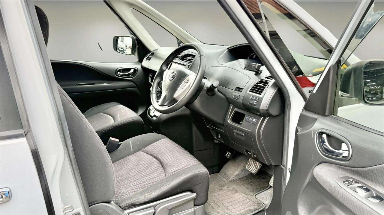 2013 Nissan Serena