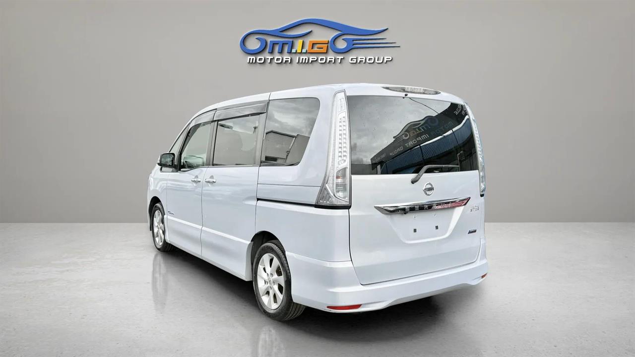2013 Nissan Serena