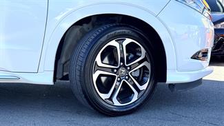 2017 Honda VEZEL - Thumbnail