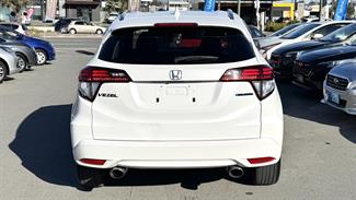 2017 Honda VEZEL - Thumbnail