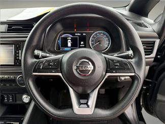 2019 Nissan Leaf - Thumbnail